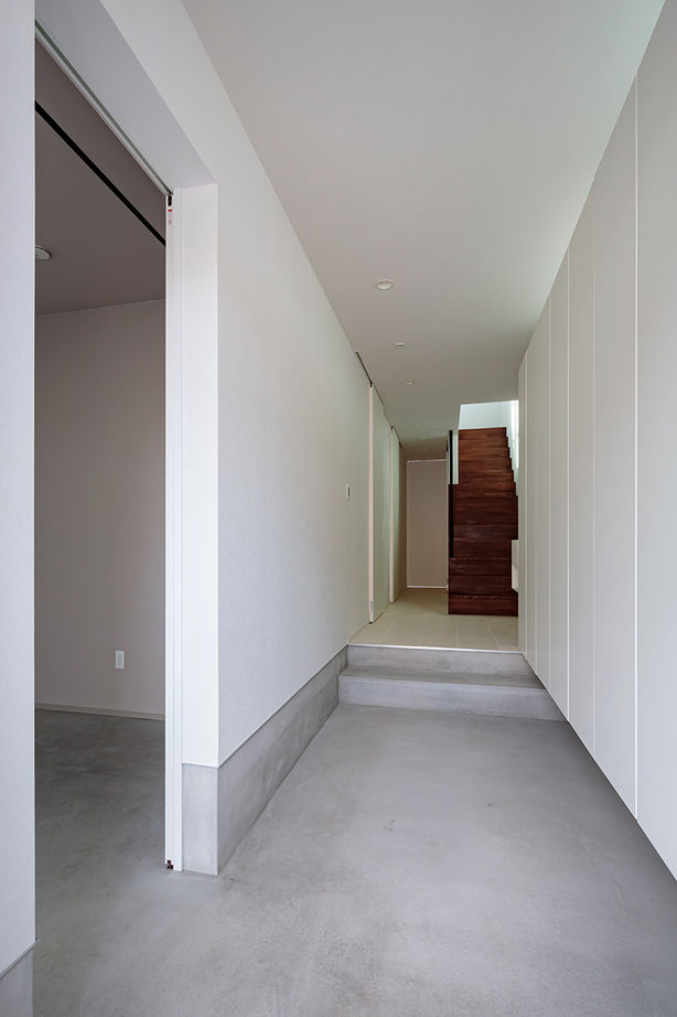 丸山建設（Ｅ‐ＨＯＭＥ一級建築士事務所） 【愛知県/2000万円台/おしゃれなシンプルモダン/間取図有】天井高5ｍの吹抜け&2階リビングは最高です！の建築実例画像8