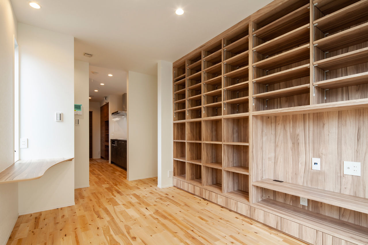 丸山建設（Ｅ‐ＨＯＭＥ一級建築士事務所） 【間口3.8ｍ/店舗併用/3階建/間取図/狭小】間口3.8ｍの狭小住宅。高い強度を叶える木造フレーム工法の家の建築実例画像4