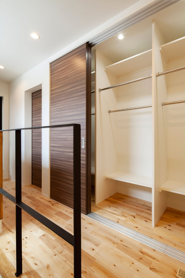 丸山建設（Ｅ‐ＨＯＭＥ一級建築士事務所） 【間口3.8ｍ/店舗併用/3階建/間取図/狭小】間口3.8ｍの狭小住宅。高い強度を叶える木造フレーム工法の家の建築実例画像9