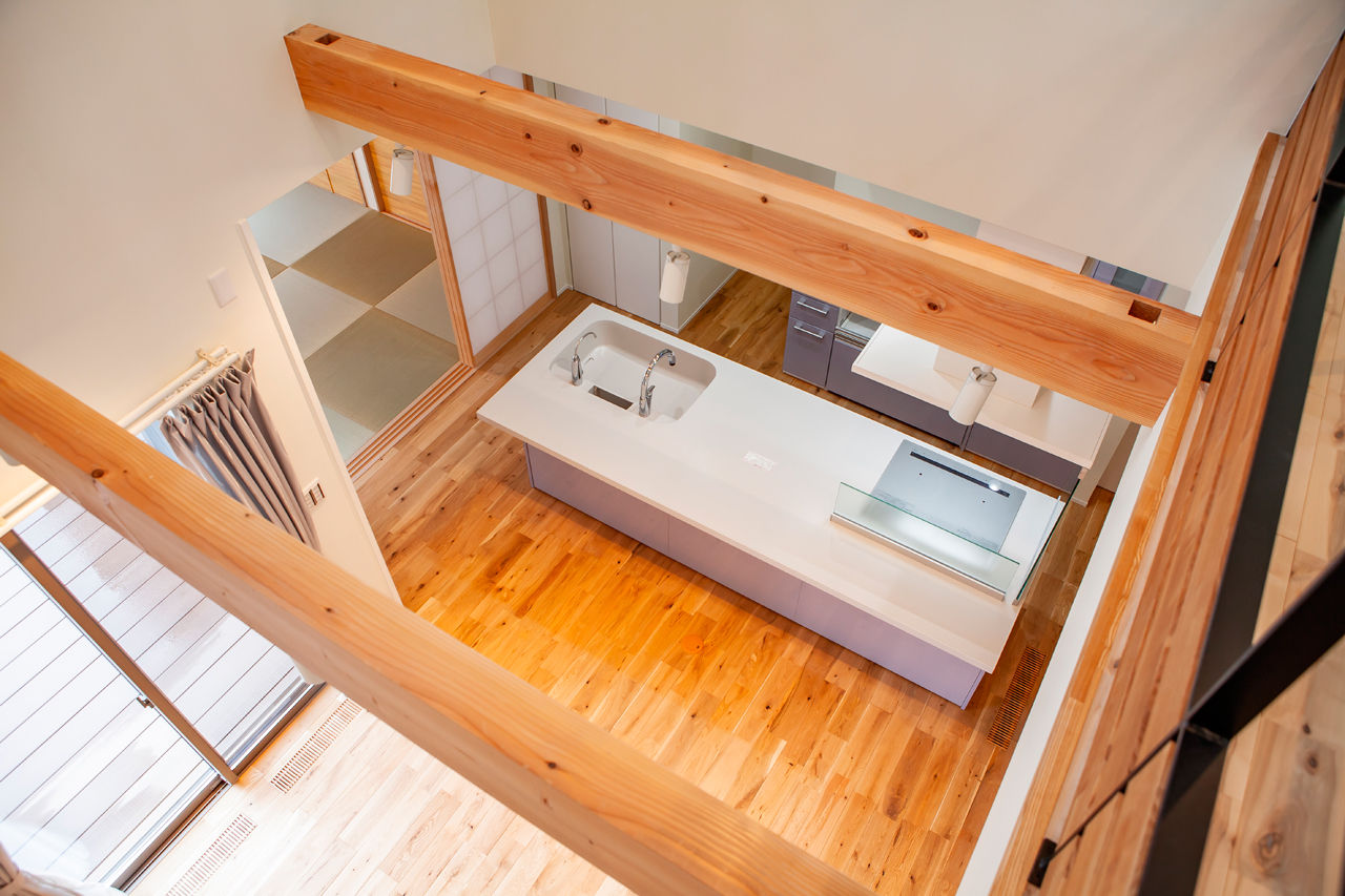 丸山建設（Ｅ‐ＨＯＭＥ一級建築士事務所） 【愛知県/3000万円台/ビルトインガレージ/間取図有】アイランドキッチンの家 夫婦で暮らすおしゃれな家の建築実例画像3