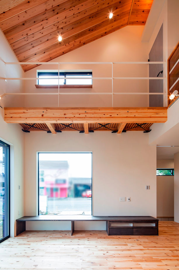 丸山建設（Ｅ‐ＨＯＭＥ一級建築士事務所） 【愛知県/2000万円台/スキップフロア/間取図】吹抜け&スキップフロアにワクワク！居心地のいいオシャレな家の建築実例画像2