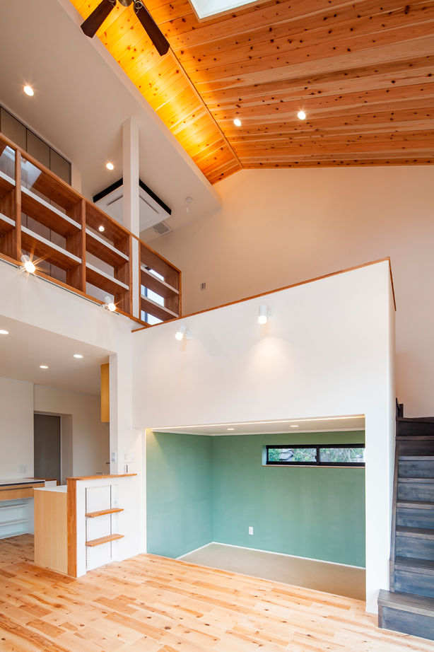 丸山建設（Ｅ‐ＨＯＭＥ一級建築士事務所） 【愛知県/2000万円台/スキップフロア/間取図】吹抜け&スキップフロアにワクワク！居心地のいいオシャレな家の建築実例画像3