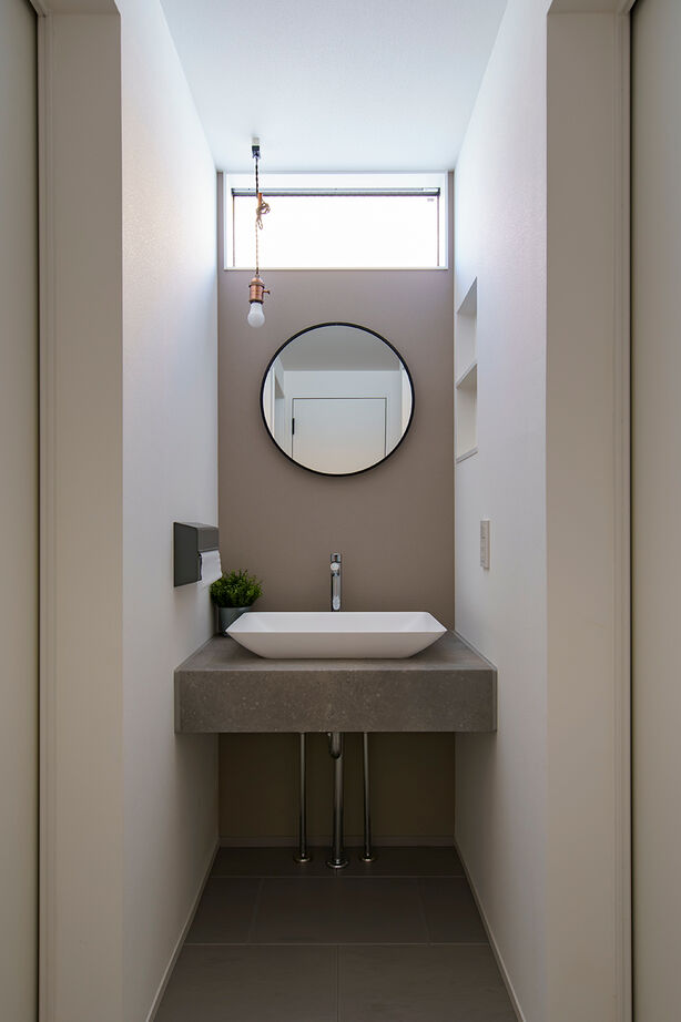 丸山建設（Ｅ‐ＨＯＭＥ一級建築士事務所） 【間口約4ｍ／狭小地／吹抜】一級建築士と創る「自分らしい家」。光降り注ぐLDK、狭小地の都市型住宅の建築実例画像9