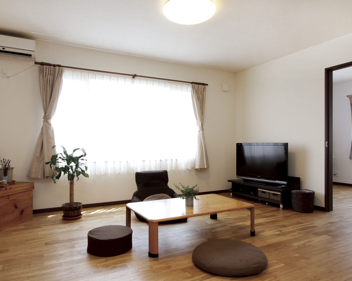 匠建(たっけん）コーポレーション 【2世帯住宅】上下で住み分ける完全分離型　母と一緒に安心して暮らす家の建築実例画像1