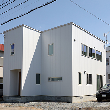 匠建(たっけん）コーポレーション 【札幌市　29.06坪　夫婦　全室床暖房】吹抜けと、注ぐ陽射しが心地よいナチュラルテイストな家の建築実例画像9