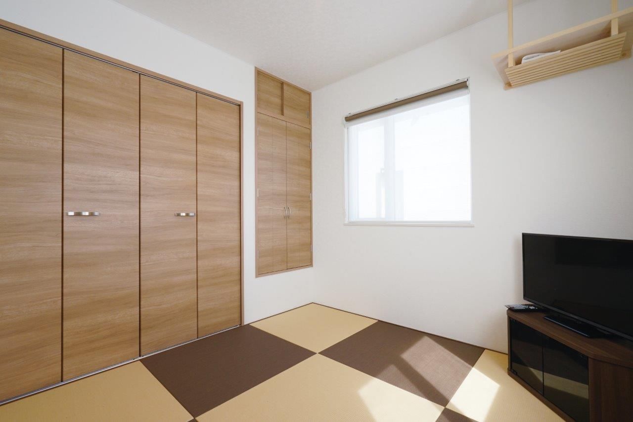 匠建(たっけん）コーポレーション 【札幌市　31坪　夫婦　全室床暖房】車庫＆家事室＆2階リビング　思いがかなった理想の我が家！の建築実例画像3