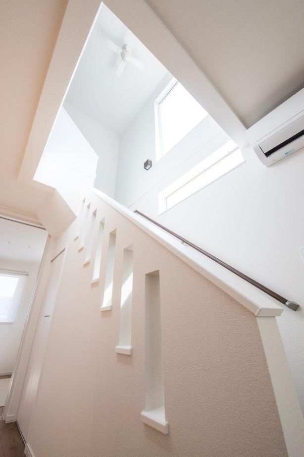 匠建(たっけん）コーポレーション 【札幌市　39坪　4人家族　全室床暖房】2WAYのシューズクロゼットや床暖房のやさしい暖かさが魅了の建築実例画像5