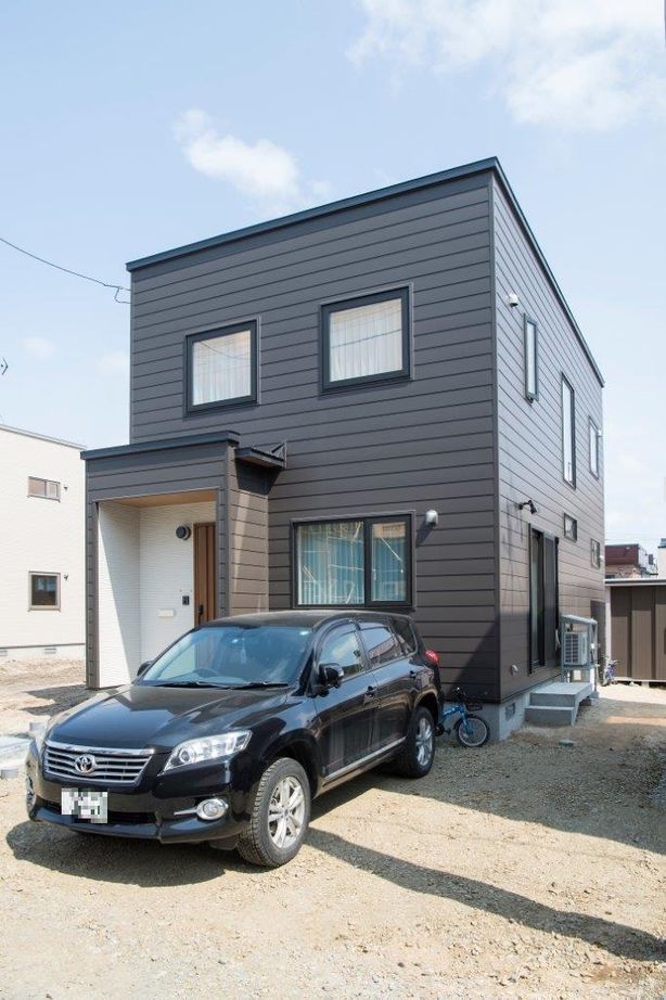 匠建(たっけん）コーポレーション 【札幌市　39坪　4人家族　全室床暖房】2WAYのシューズクロゼットや床暖房のやさしい暖かさが魅了の建築実例画像7