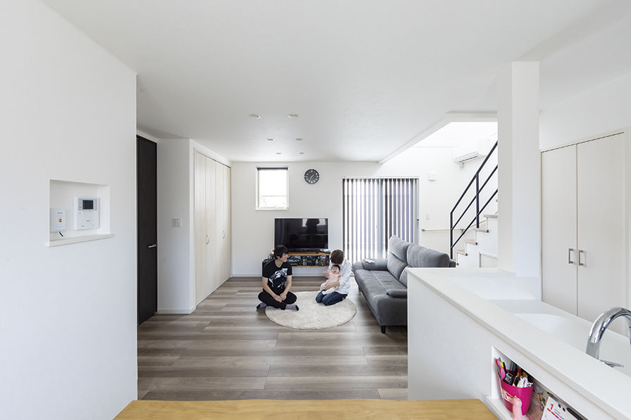 匠建(たっけん）コーポレーション 【札幌市　３０坪　３人家族　全室床暖房】収納と開放感を兼ね備えたお家の建築実例画像3