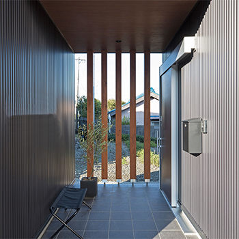 サティスホーム 【間取り図有×2000万円台×家事動線】LDKを中心に身支度する場所・眠る場所をコの字型でゾーニングした平屋の建築実例画像10