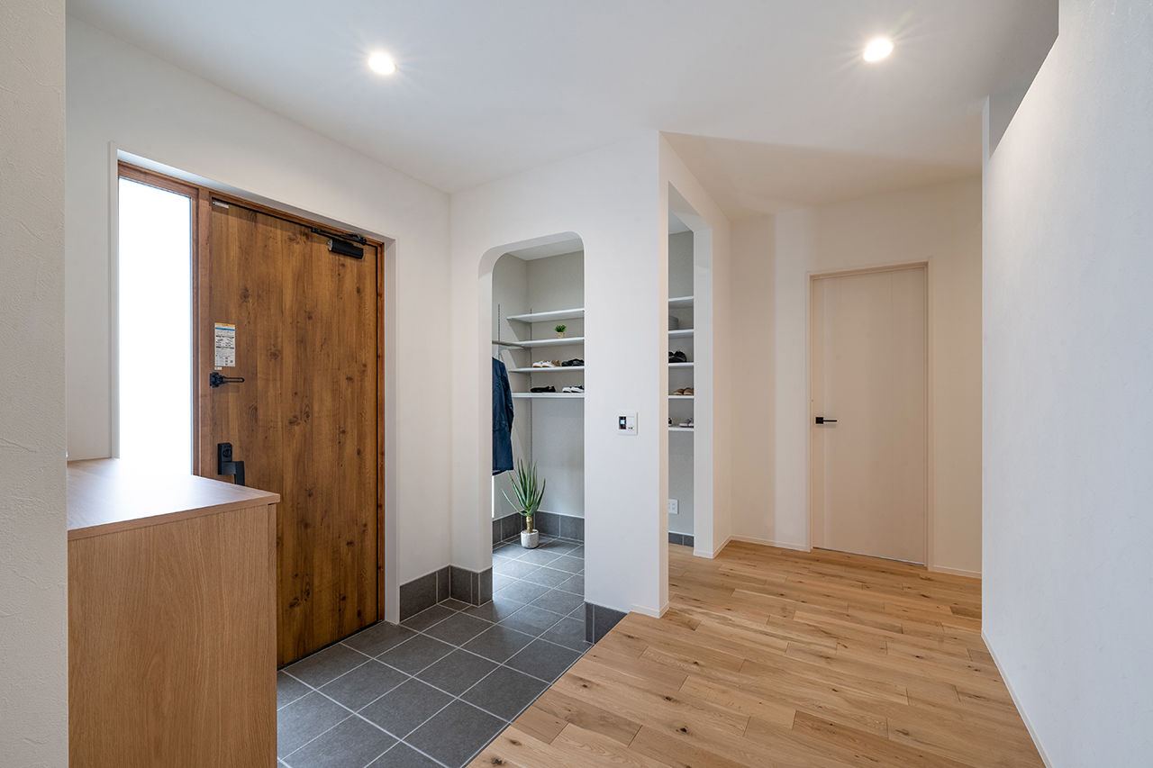 サティスホーム 【間取図有×2000万円台×平屋×土間】回遊動線も収納もこれから建てる方の参考になる合理的な平屋の建築実例画像2