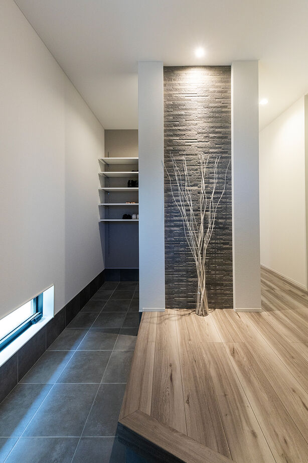 サティスホーム 【2000万円台×吹抜け×間取図有】20代で建てた夢のマイホーム「予算内での理想以上の提案が決め手です」の建築実例画像2