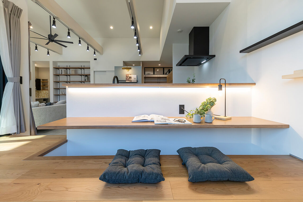 サティスホーム 【弥富市×平屋×サンルーム×ロフト×間取図有】立体空間の中で家族の居場所がゆるやかにつながる平屋の建築実例画像6