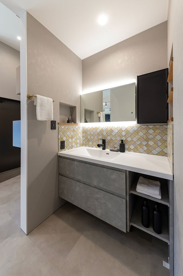 サティスホーム 【弥富市×平屋×サンルーム×ロフト×間取図有】立体空間の中で家族の居場所がゆるやかにつながる平屋の建築実例画像9