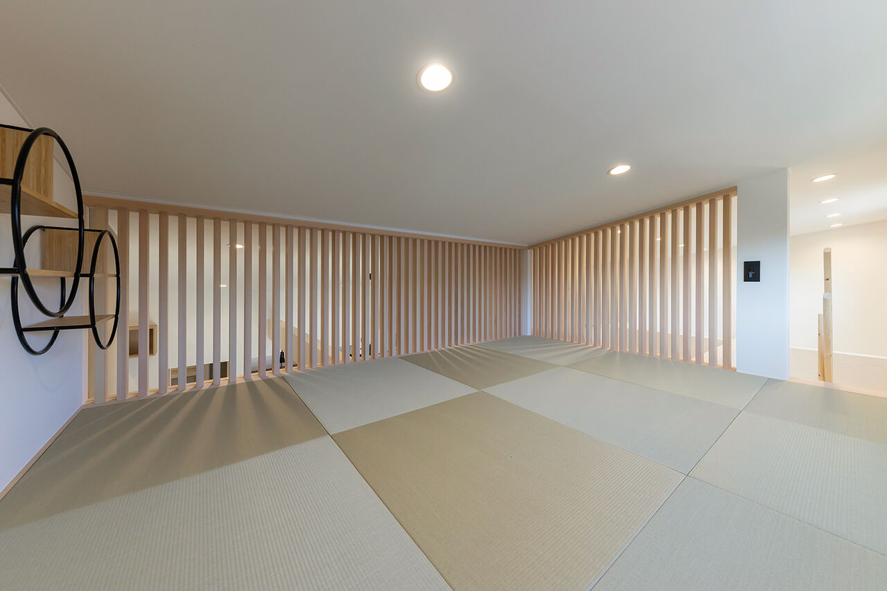 サティスホーム 【弥富市×平屋×サンルーム×ロフト×間取図有】立体空間の中で家族の居場所がゆるやかにつながる平屋の建築実例画像10