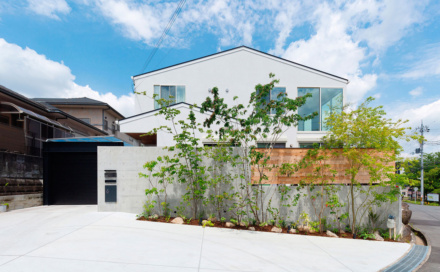 じょぶ 【奈良/4000万円台/50坪台】SE構法。耐震等級３を保ちながら、ガラス張り×吹抜けでダイナミックな開放感をの建築実例画像1