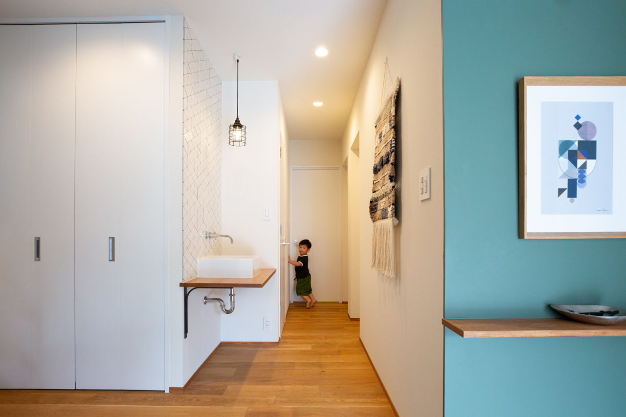 じょぶ 【2000万円台後半】2階LDKに大開口と勾配天井を。住宅密集地を感じさせない、空を身近に感じられる住まいの建築実例画像6