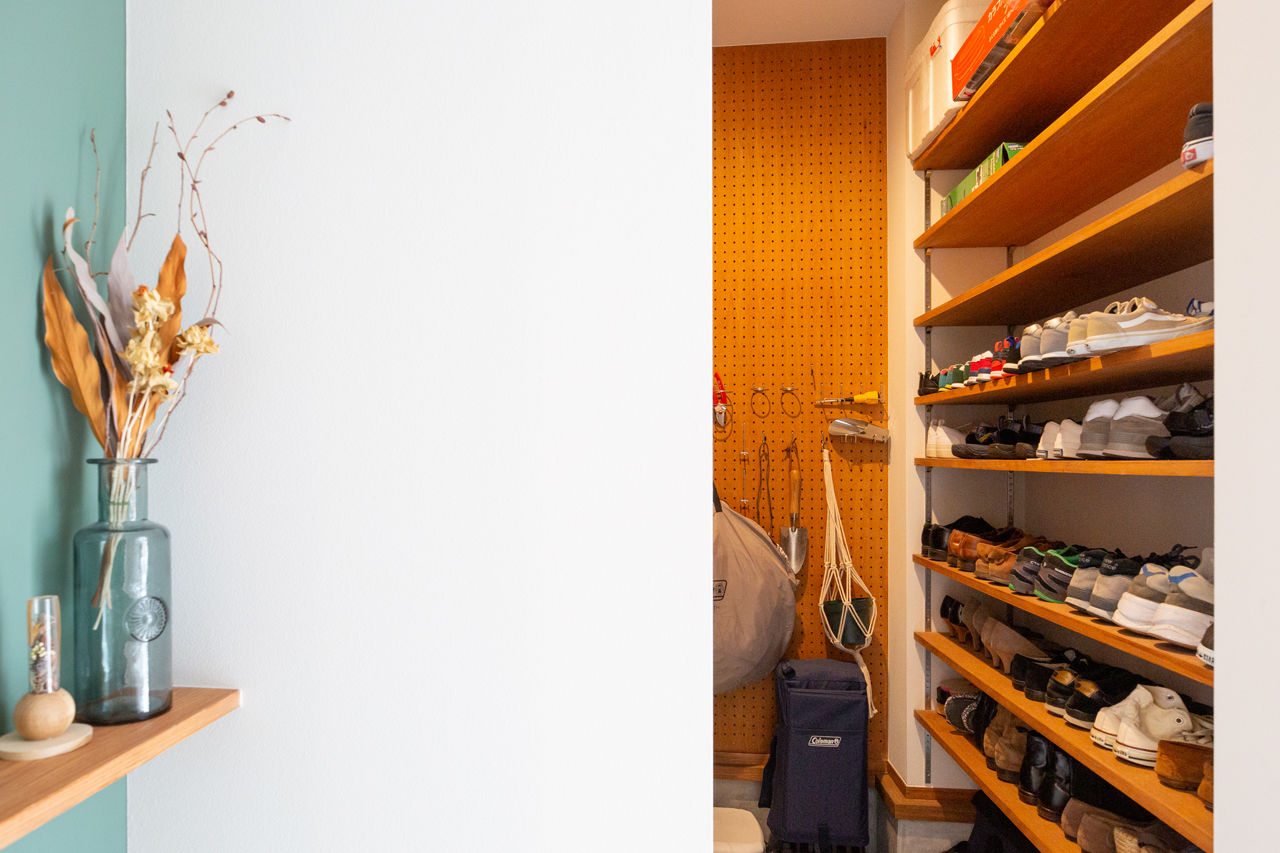 じょぶ 【2000万円台後半】2階LDKに大開口と勾配天井を。住宅密集地を感じさせない、空を身近に感じられる住まいの建築実例画像7