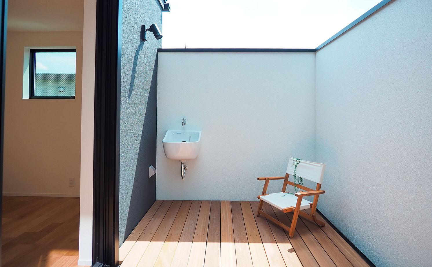 じょぶ 【大阪/2000万円台/狭小3階建/20坪台/間取図有】開放感に包まれて家族それぞれの時間や団らんを楽しむ家の建築実例画像7