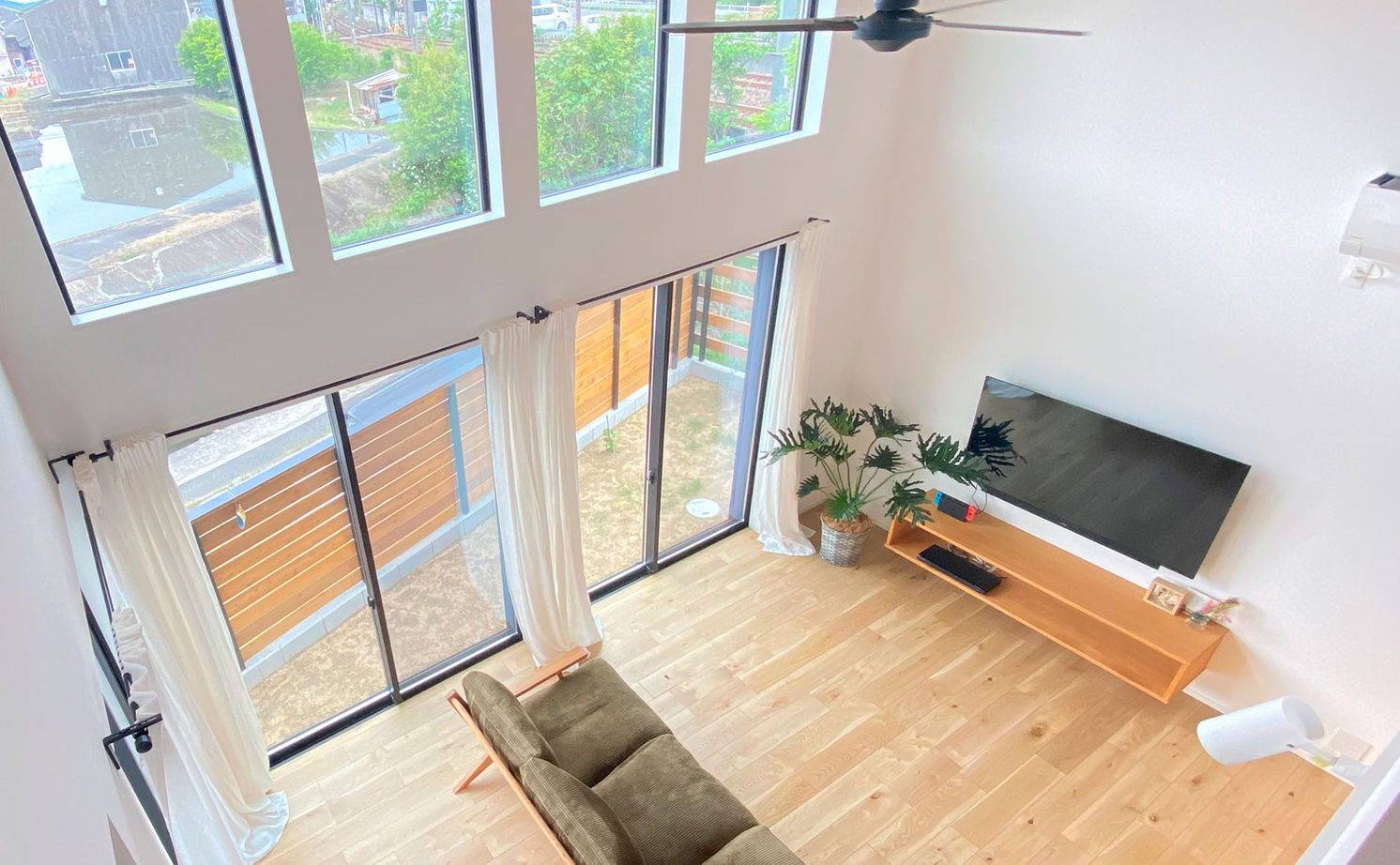 じょぶ 【奈良/3000万円台前半/旗竿地/間取図有/30坪台】自然とともに憩う、明るく心地いいくつろぎの住まいの建築実例画像2