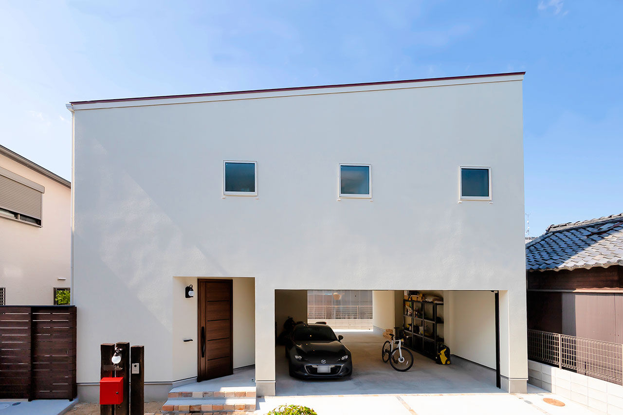 じょぶ 【大阪/4000万円～/ビルトインガレージ】SE構法で叶えた大空間、大開口のガレージハウスの建築実例画像1