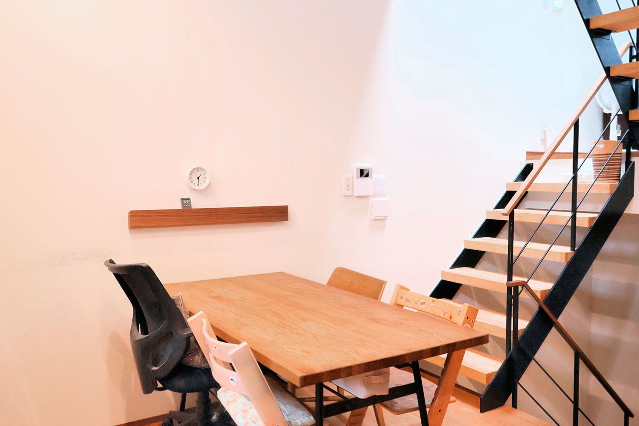 じょぶ 【大阪/2000万円台後半/狭小】スキップフロアで視覚的な広がりを生み出した敷地11坪の家の建築実例画像4