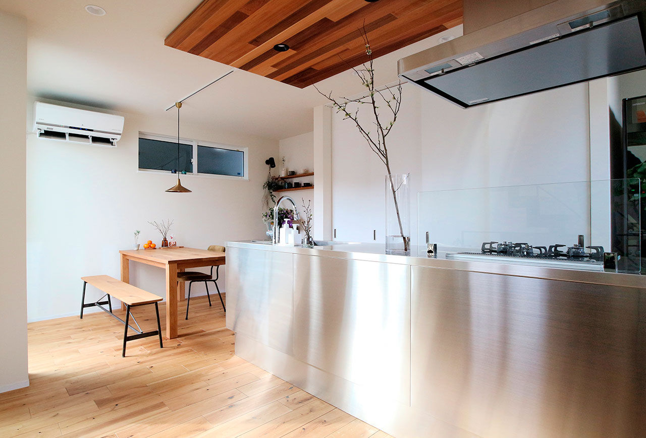 じょぶ 【兵庫/2000万円台後半/狭小/間取り図有】19坪の敷地でも明るく広がりが感じられ、デザインも納得の家をの建築実例画像1