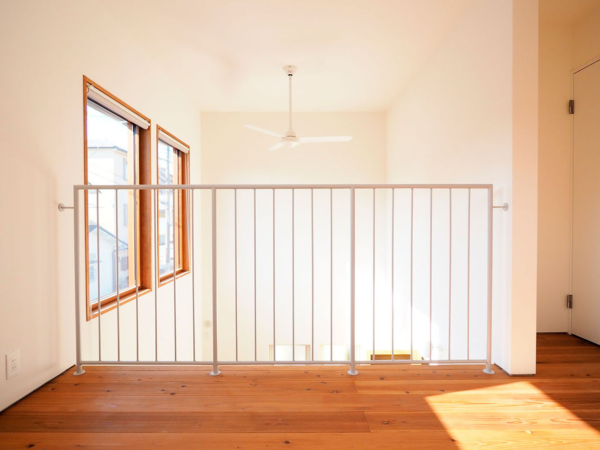 じょぶ 【大阪/3000万円台前半/20坪台】和やかな時間が生まれる、リビングとつながるフリースペースのある家の建築実例画像4