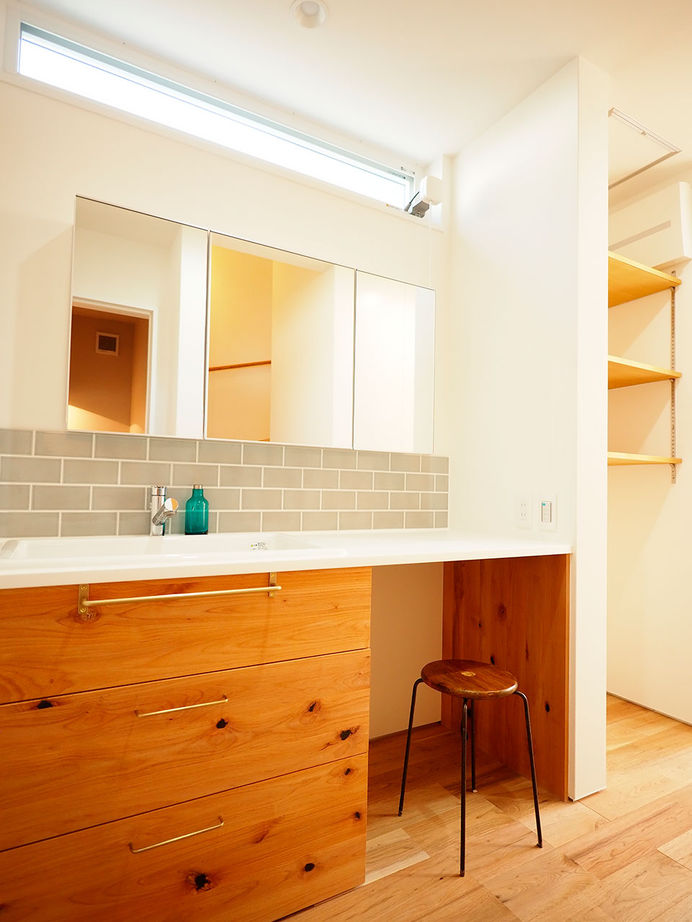 じょぶ 【大阪/3000万円台前半/20坪台】和やかな時間が生まれる、リビングとつながるフリースペースのある家の建築実例画像7