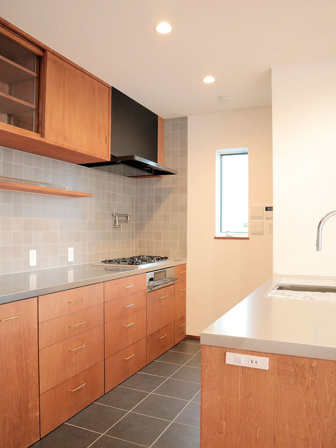 じょぶ 【大阪/30坪台】無垢や漆喰に包まれた自然素材の空間で、心がより豊かになる上質な暮らしをの建築実例画像4