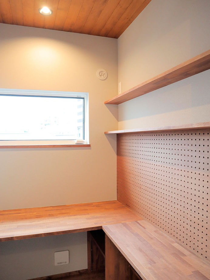 じょぶ 【大阪/30坪台】無垢や漆喰に包まれた自然素材の空間で、心がより豊かになる上質な暮らしをの建築実例画像9