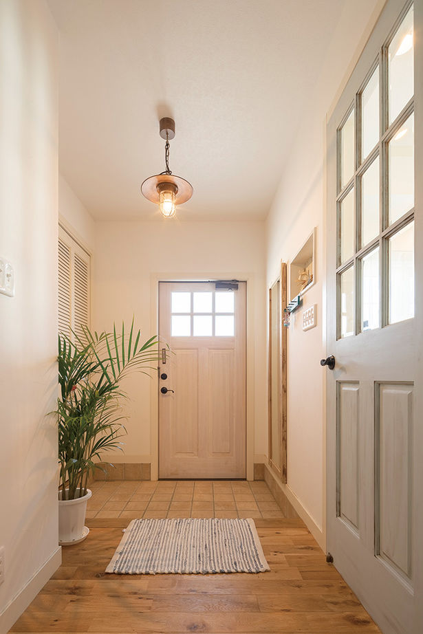 アットナチュレ 【1000万円台/28坪/間取り図/吹き抜け】自然素材と手作りのコラボがお気に入り！カルフォルニアハウスの建築実例画像11