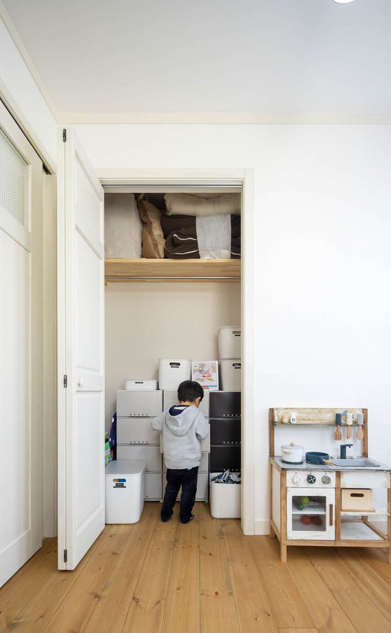 アットナチュレ 【1000万円台/37坪/間取り図/塗り壁_無垢床】インダストリアル×ほどよく可愛い!居心地満点ナチュラルハウスの建築実例画像12