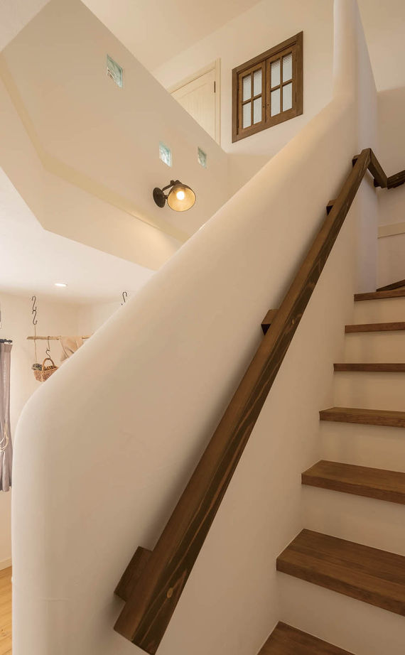 アットナチュレ 【1000万円台/37坪/間取り図/塗り壁_無垢床】インダストリアル×ほどよく可愛い!居心地満点ナチュラルハウスの建築実例画像16