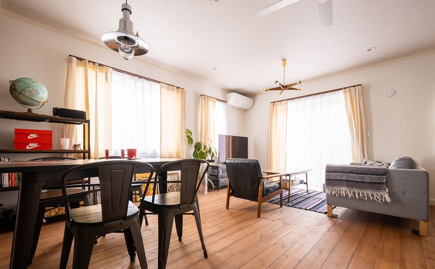 アットナチュレ 【1000万円台/32坪/間取り図/カバードポーチ＆ラップサイディング】西海岸の風を感じるアメリカンハウスの建築実例画像3