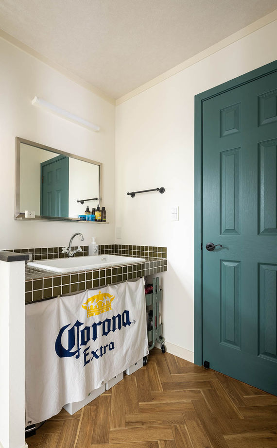 アットナチュレ 【1000万円台/32坪/間取り図/カバードポーチ＆ラップサイディング】西海岸の風を感じるアメリカンハウスの建築実例画像7