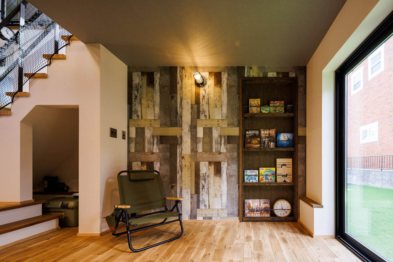 アットナチュレ 【1000万円台/28坪/間取り図/土間/吹き抜け/スキップフロア】薪ストーブ＆ヴィンテージ系ナチュラルハウスの建築実例画像5
