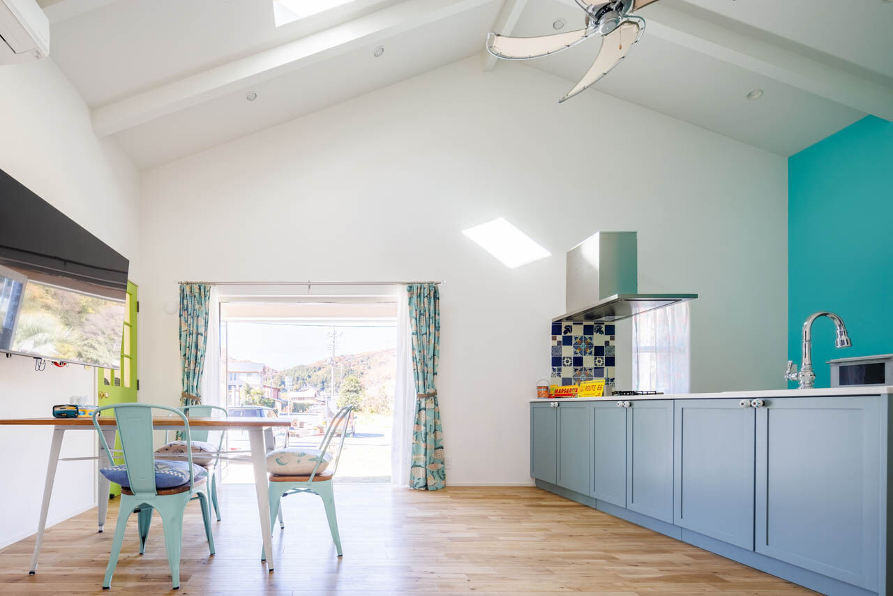 アットナチュレ 【1000万円台/26坪/間取り図/平屋】大好き！だけを詰め合わせたカラフル&ポップなアメリカンフラットハウスの建築実例画像3