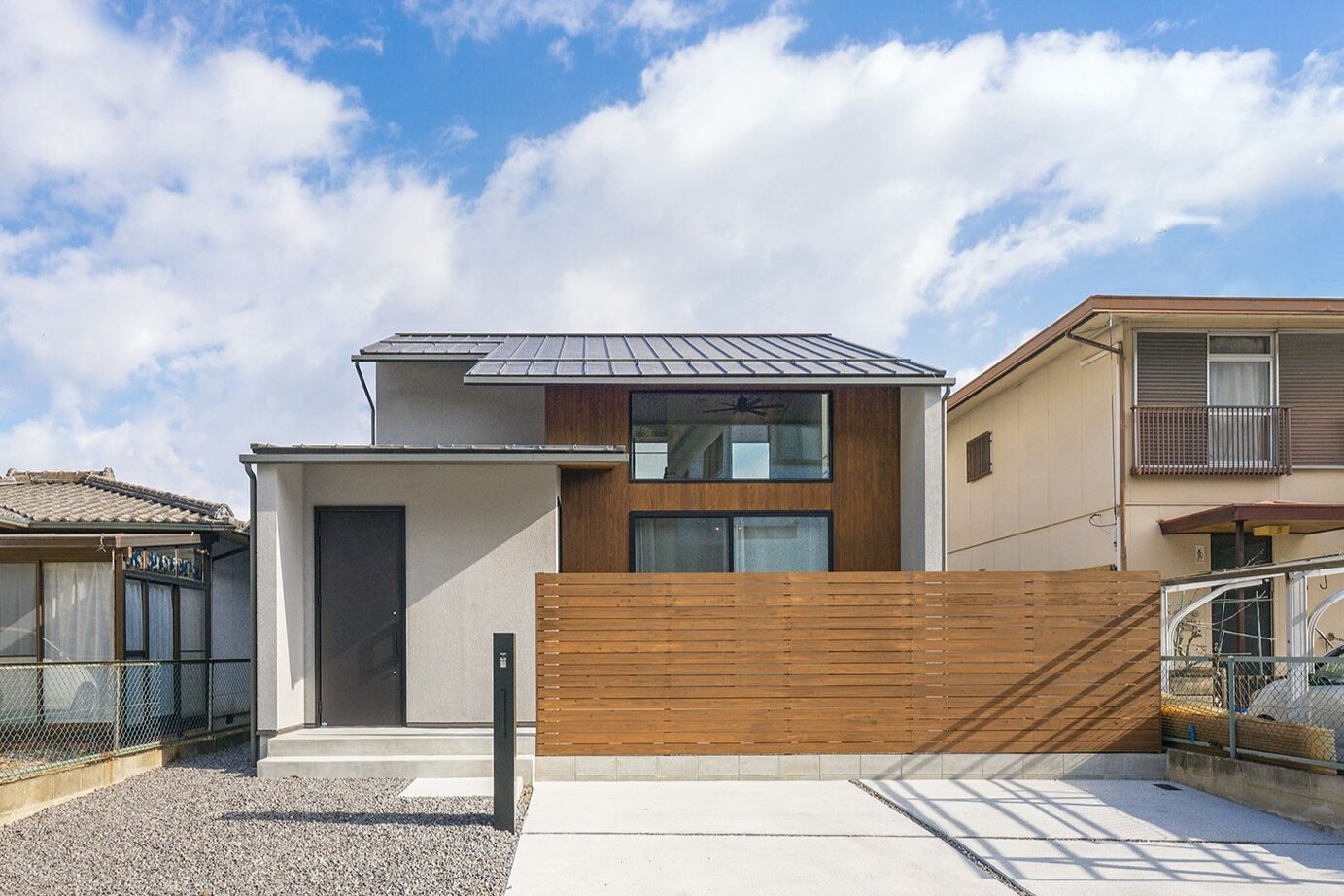 ESSRI（エスリ） 【滋賀/2000万円台/約30坪】吹抜けが、空間をつなぎ、夫婦をつなぐの建築実例画像