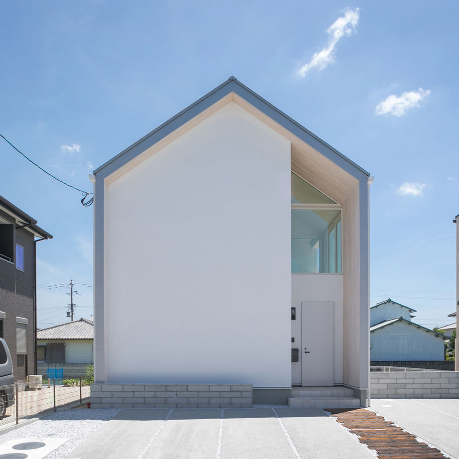 THE HAUS ザハウス 【北欧スタイル/無垢床/小上がり和室/間取り図有】仕切りのないLDKで家族がつながる家の建築実例画像3