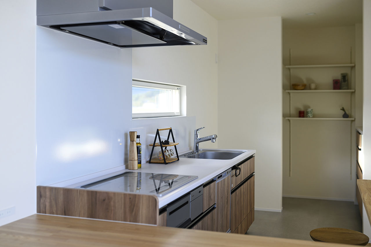 THE HAUS ザハウス ★間取り【平屋/3LDK＋中庭】プライベート庭と借景を持つ漆黒の平屋の建築実例画像5