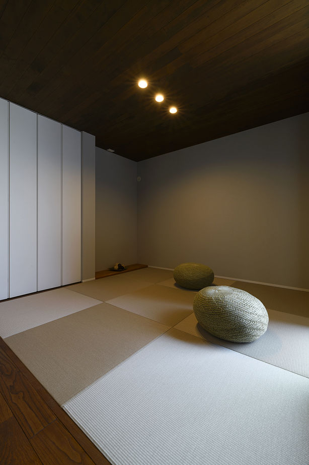 THE HAUS ザハウス 【大分県中津市/平屋/4LDK/塗り壁】中庭の景色を採り込むコの字型の平屋の建築実例画像4