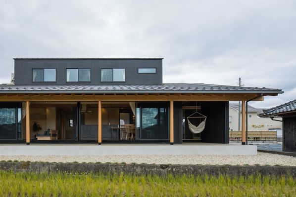 ALTS DESIGN OFFICE（アルツ　デザイン　オフィス） 《滋賀県/間取り図有》室内でありながら外の雰囲気を楽しめ、家族が心からくつろげる「風景を取り込む家」の建築実例画像17