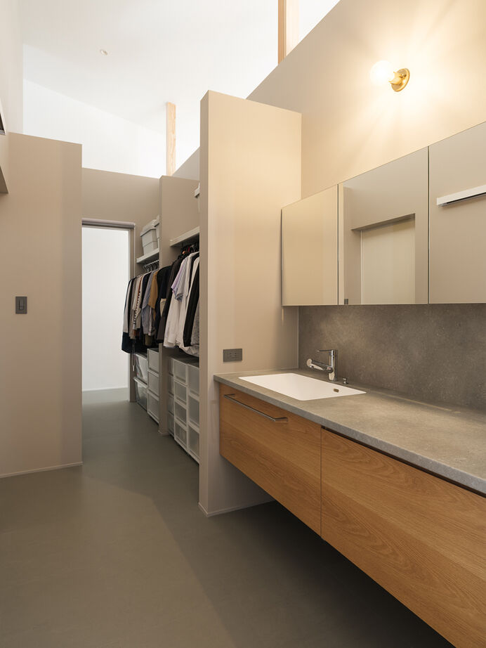 ALTS DESIGN OFFICE（アルツ　デザイン　オフィス） 《滋賀県/52.8坪》プライバシーと開放感を両立。家族のつながりと暮らしのリズムを育む住まいの建築実例画像7