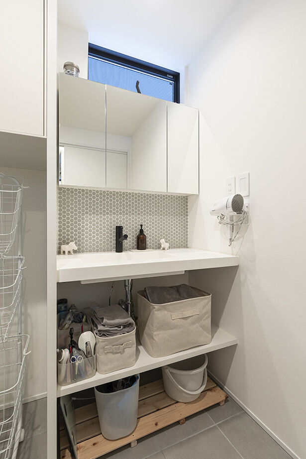 TIME+ 【敷地19.1坪／2階リビング／3階建て】リラックス感あるLDKと趣味のゆったり土間空間の建築実例画像14