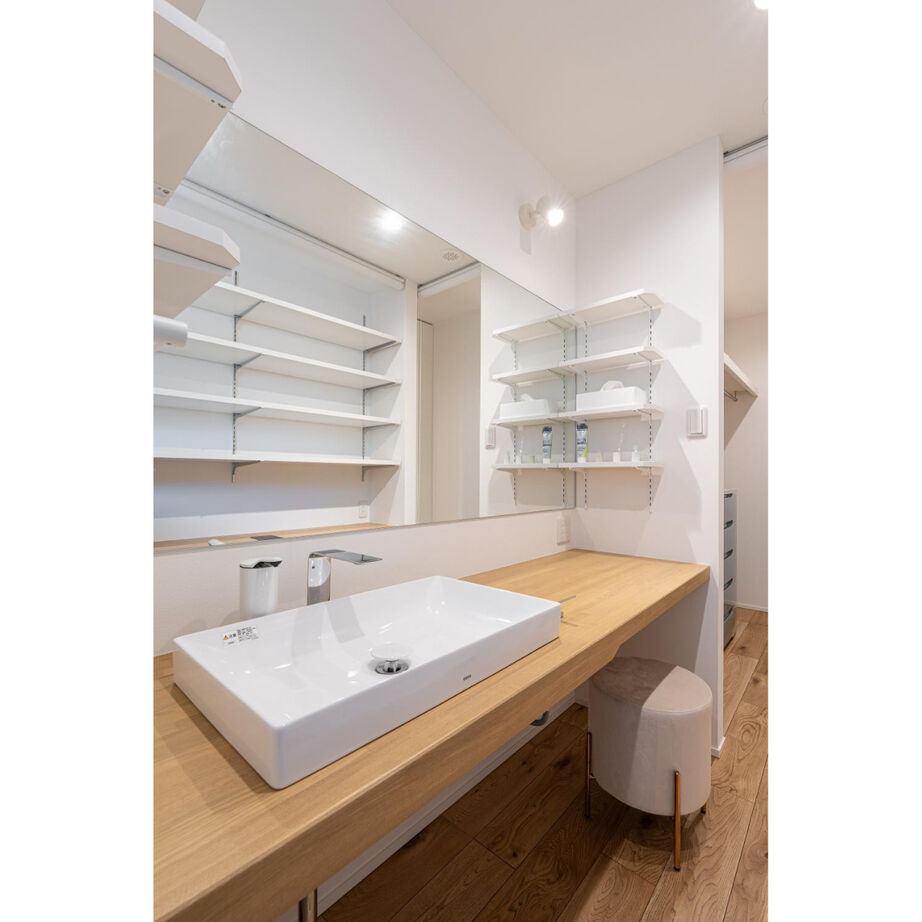 建築工房正勝 柔らかな曲線を描く家の建築実例画像5