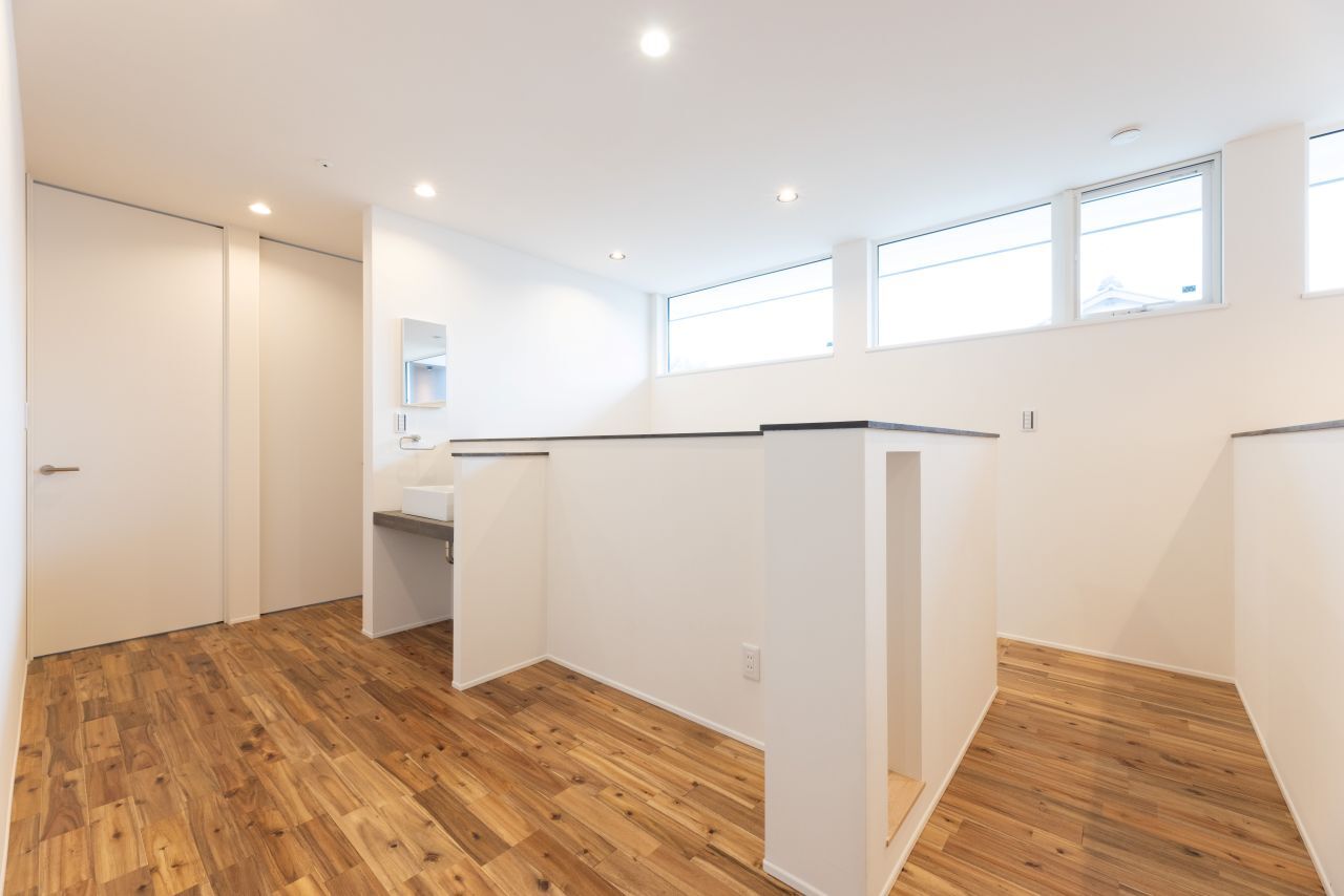 ゲート（R+house春日井） 【2000万円台/瀬戸市/3LDK/39坪/吹抜け】ガレージがある家の建築実例画像9