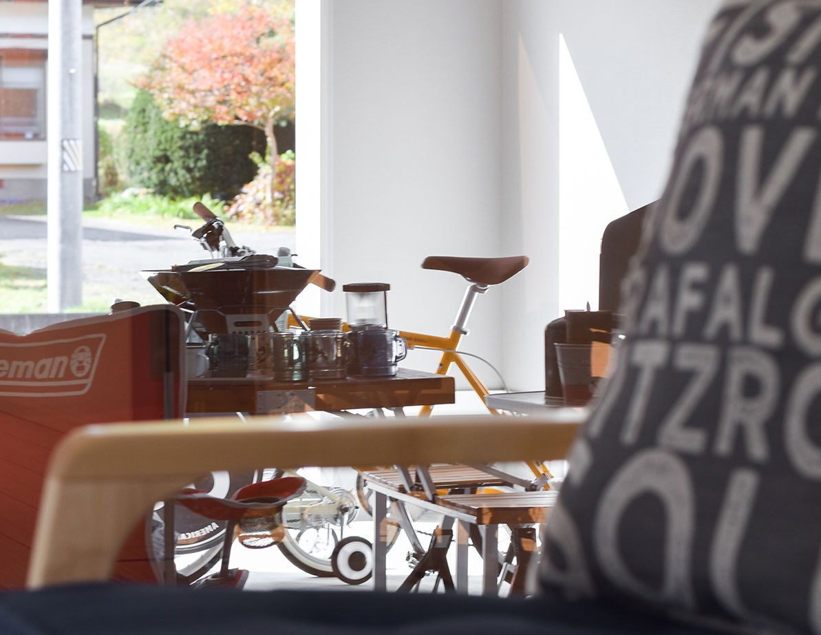 パルコホーム 好きなものに囲まれて暮らす…奥行きのあるLDKからガレージを眺められる家の建築実例画像5