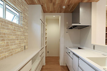 パルコホーム 【間取り図有/2000万円台前半】1階で生活が完結する平屋ベースの5LDK。子育て＆家事ラクの工夫満載の建築実例画像4