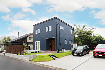 パルコホーム 【1000万円台後半/間取り図有】キッチン設備や収納を充実！おしゃれな規格住宅を好みにカスタマイズの建築実例画像1